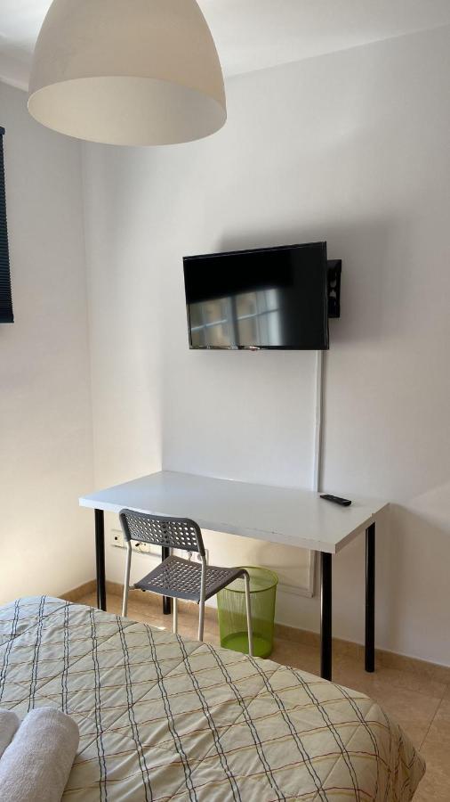 Habitacion Grande Con Bano Privado En Coin A 30Km De La Playa エクステリア 写真